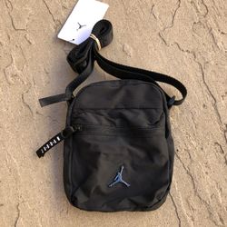 New Nike Jordan Crossbody Bag Festival Fanny Pack Hip Waist Belt