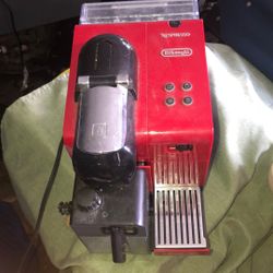 Netpreeso Coffee Maker Good Condition 