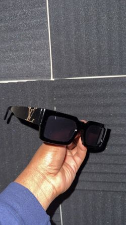 Louis Vuitton thick Black frame sunglasses