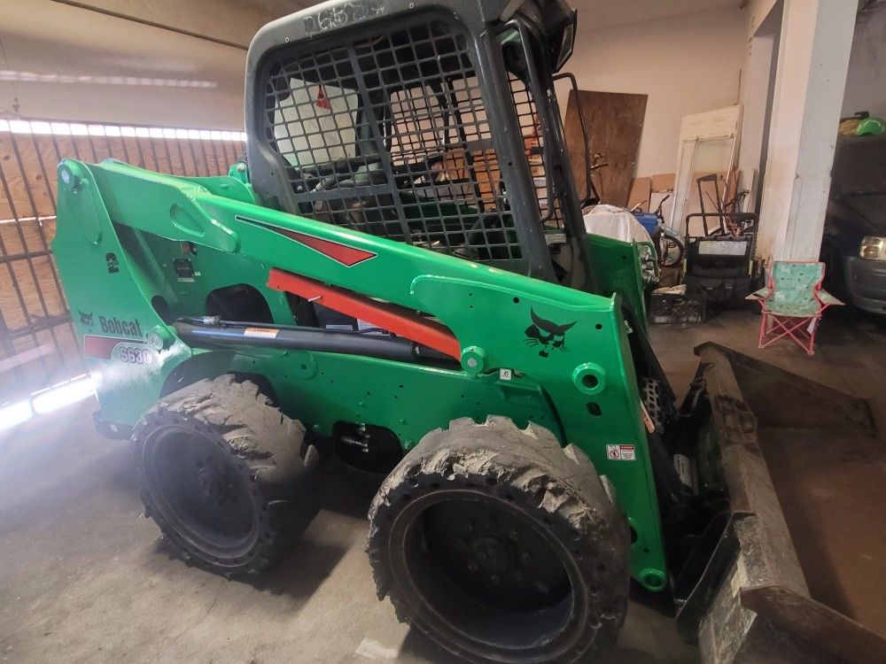 2018 Bobcat S630 Skid Steer