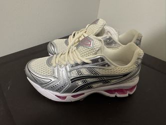 Gel Kayano 14 'Cream Sweet Pink Size 6