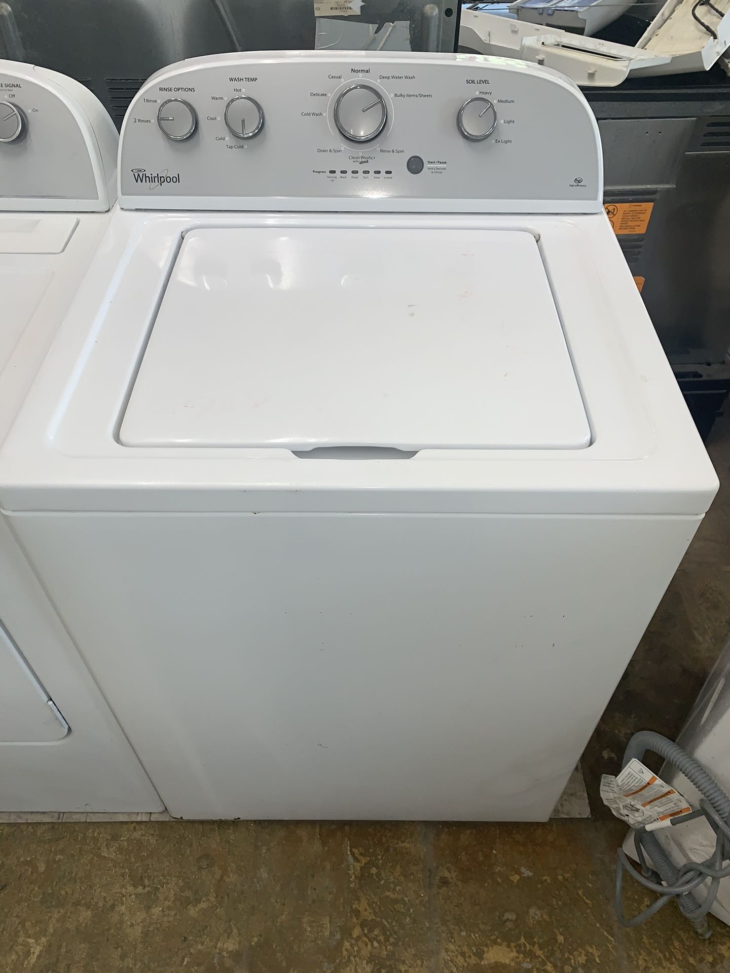 Whirlpool set washer and dryer gas