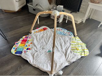 Loveverly play mat