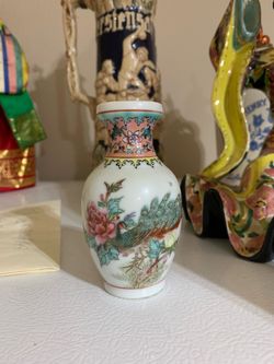 Japanese porcelain vase