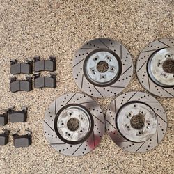 Kia Stinger Brembo Brake Pads & Rotors