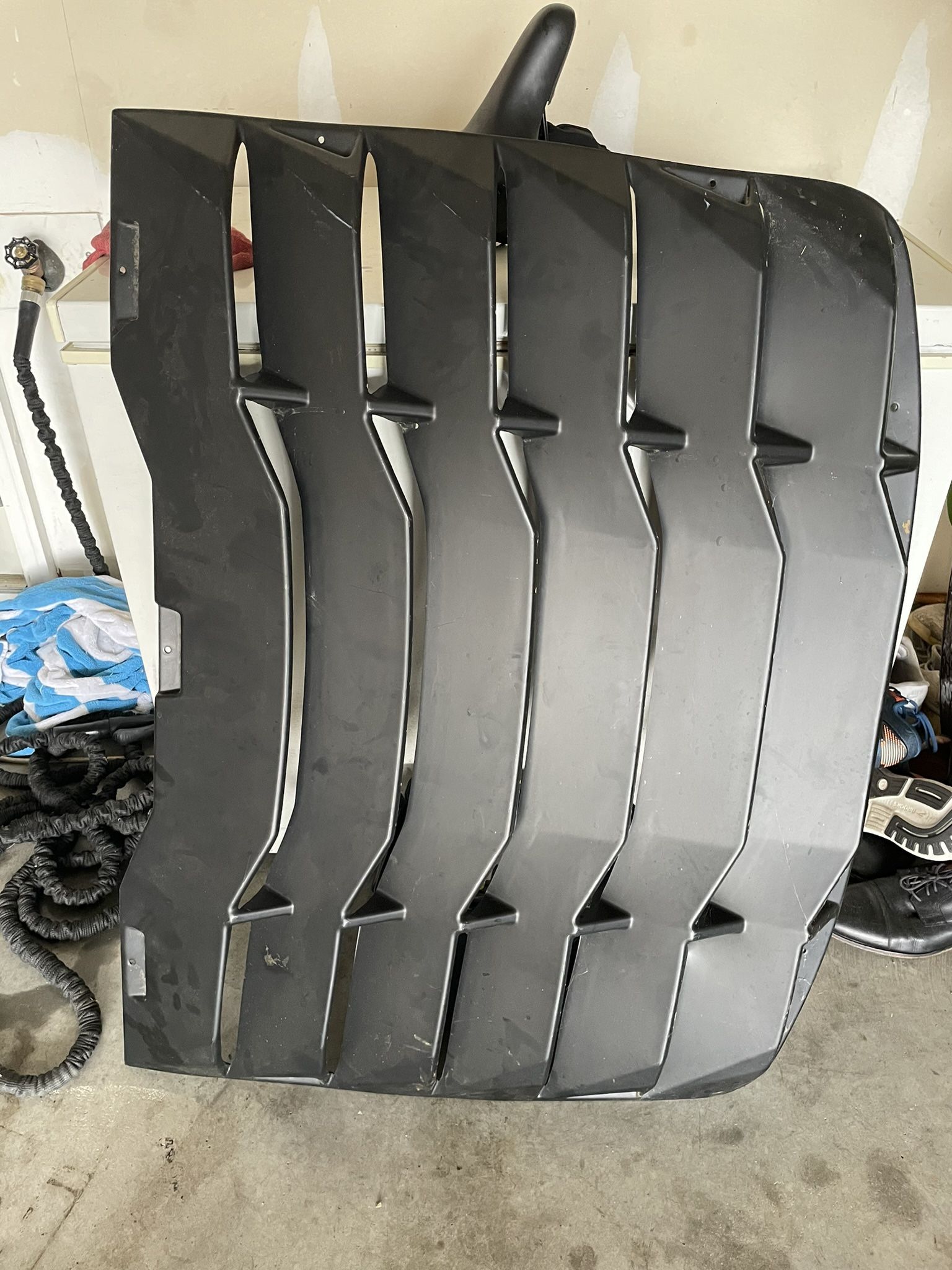 Rear Window Louver