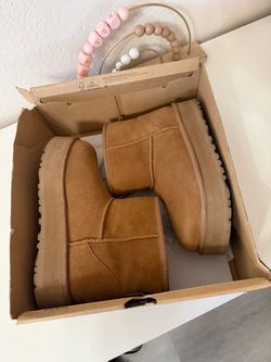 Ugg platform minis