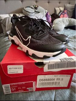 Nike shoes