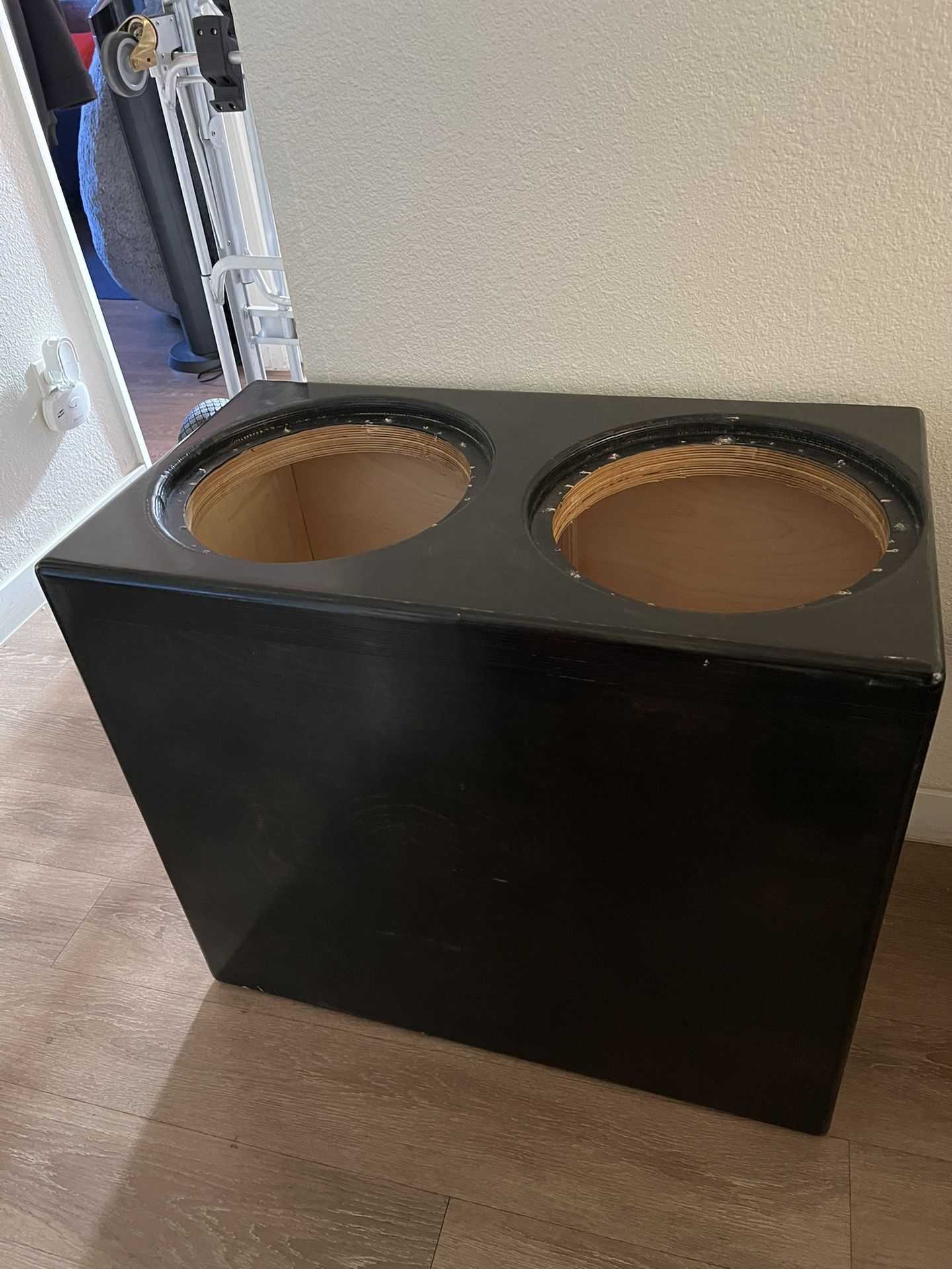 12” Aero Port Box