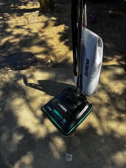 Vintage eureka the boss self propelled 1991 vacuum