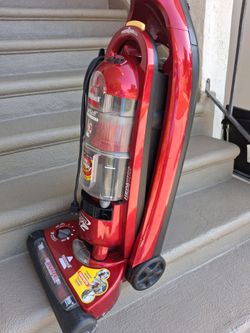 Bissell Lift-Off Bagless Upright Vacuum