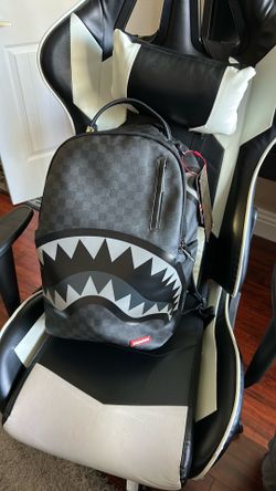 BLACK SPARYGROUND BACKPACK
