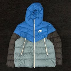 NIKE PUFFER JACKET SIZE 2XL