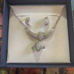 Diamond Accent Jewerly Set 