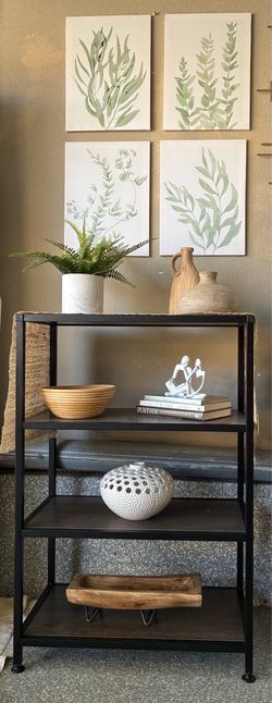 Decorative shelf unit
