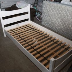 KidKraft Addison Wooden Twin Size Bed, Children's Furniture - White