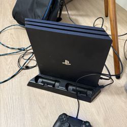 PS4 Pro With Controller