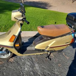 1983 Yamaha Scooter