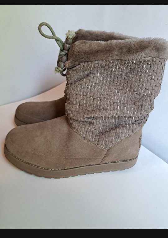 Women's  Keepsakes Lazy Bones Taupe Faux Fur Leather Winter Boots Size9
