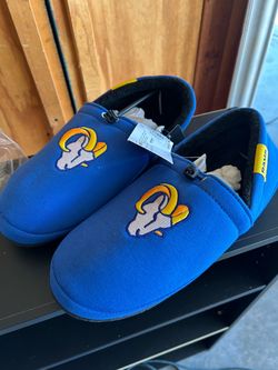 BNWT men’s nfl Rams slippers size 11/12