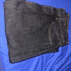 Levi 501’s Original Shrink-To-Fit 