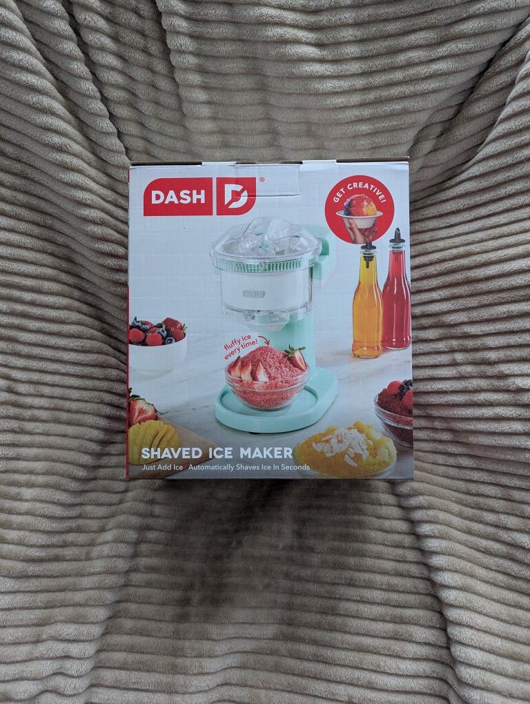 DASH SHAVED ICE MAKER