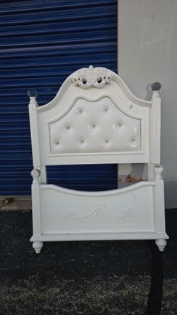 Twin bed frame