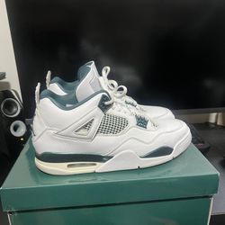 Size 11 Oxidized Green Jordan 4