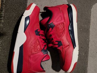 Jordan 4 Fiba Size 2.5y