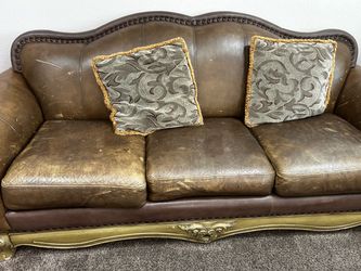Free couches