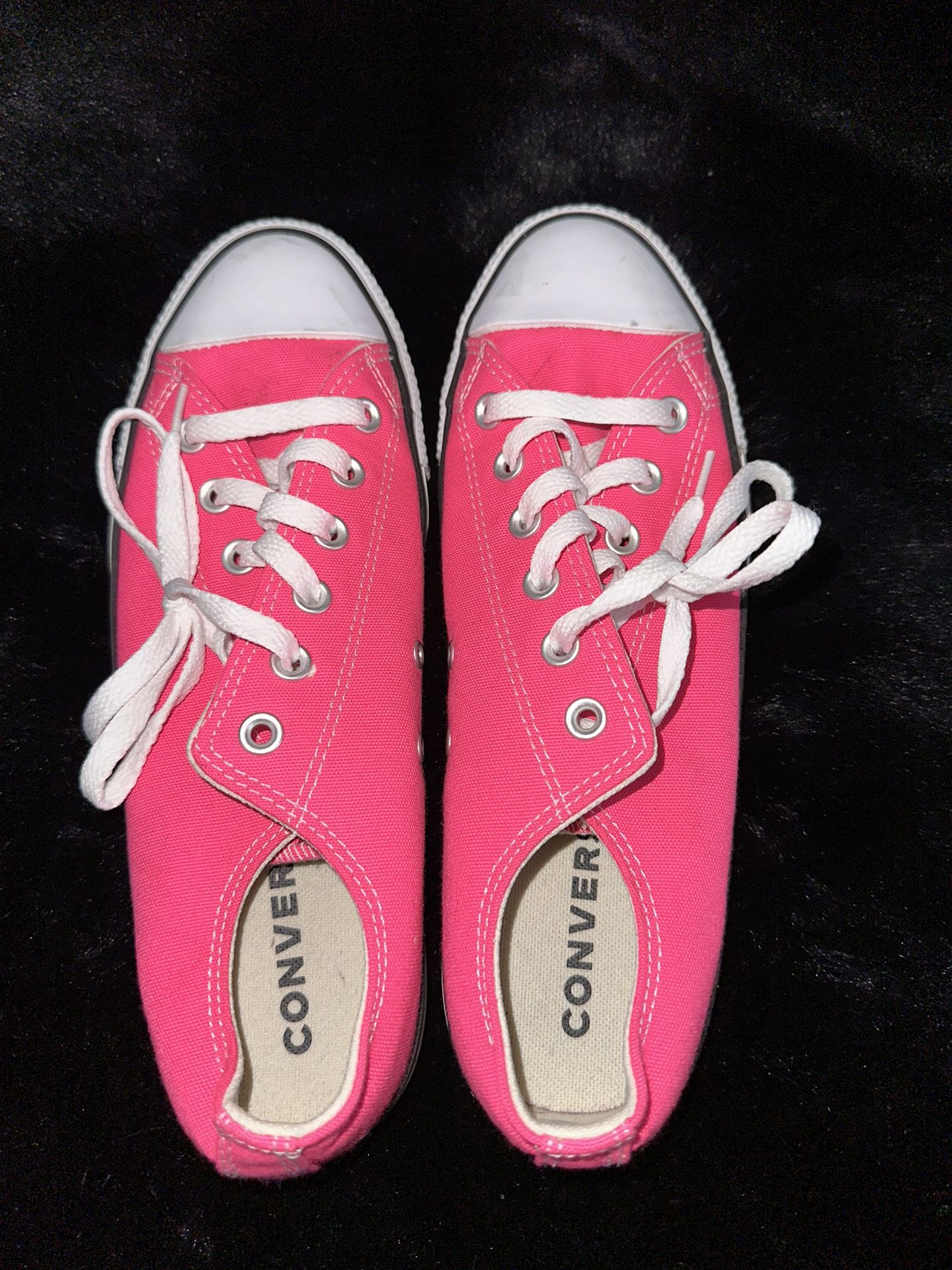 Pink converse