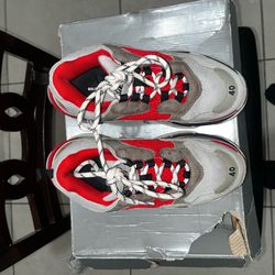 TRIPLE S BALENCIAGAS SIZE EUR40 FOR 420!!!