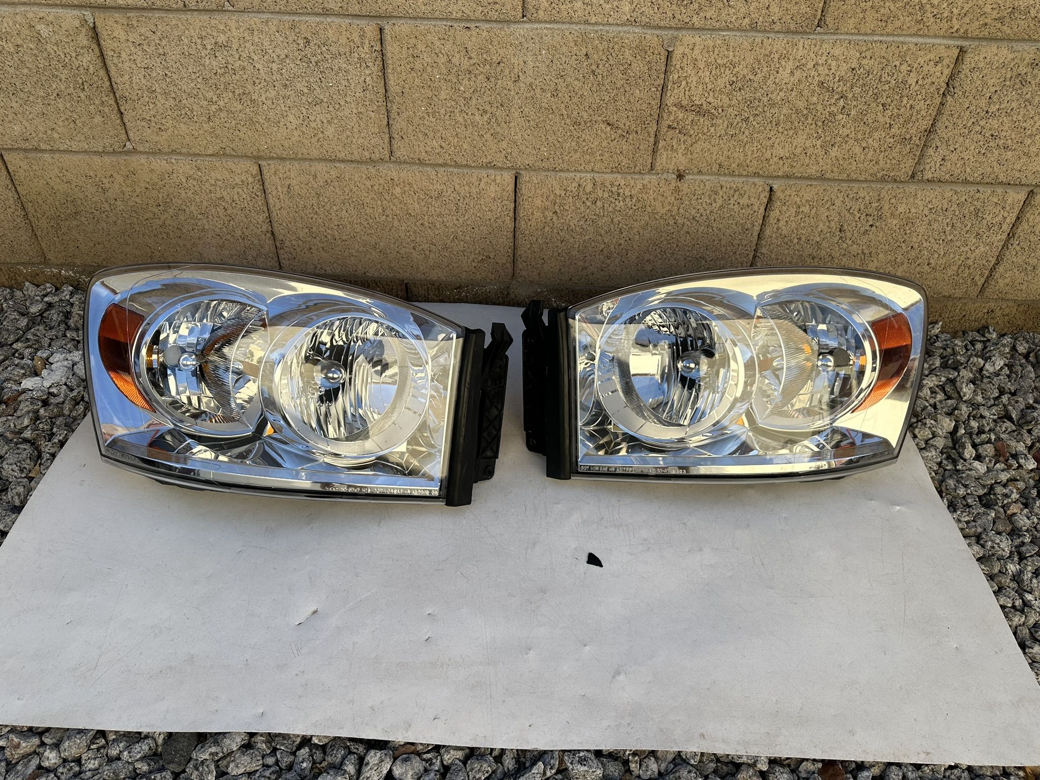 Dodge Ram Headlight 2006-2009, Dodge Ram Headlamp, Dodge Ram front lights, passenger side only