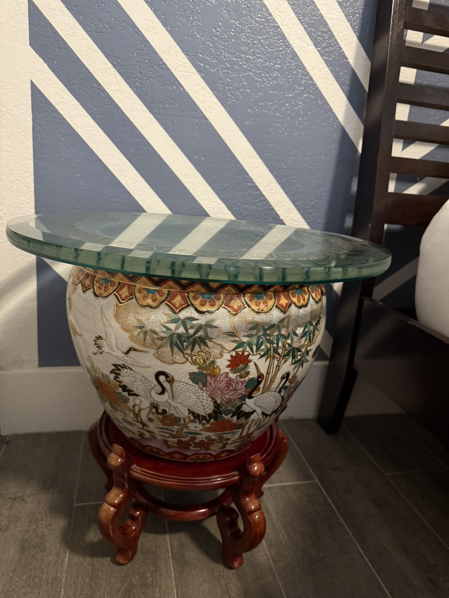 porcelain fishbowl table