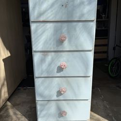 Cute 5 Drawer Dresser
