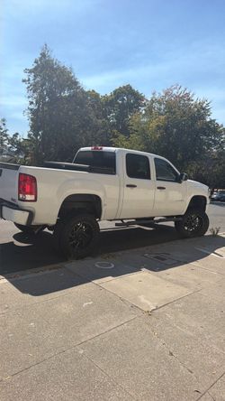 2011 gmc