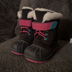 Toddler Snow Boots Size 6