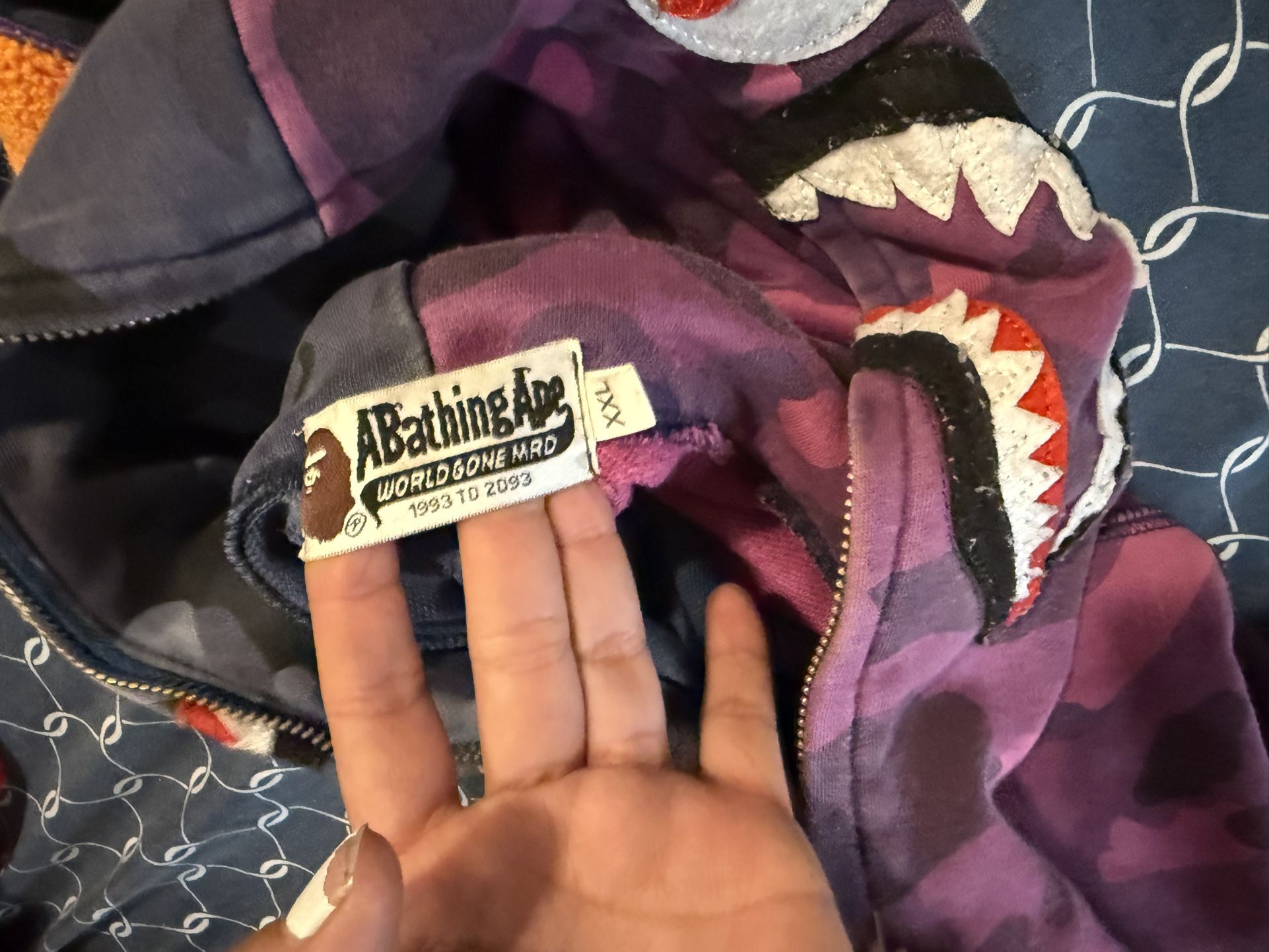bape zip up