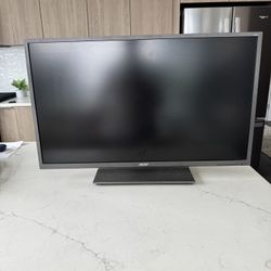 Acer 32” monitor 