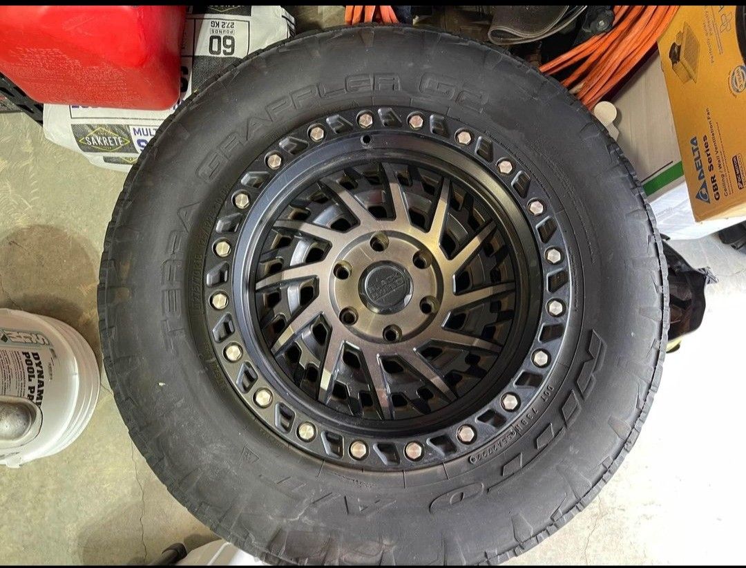 4 Black Rhino Rim with old tires