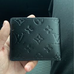 Louie Wallet 