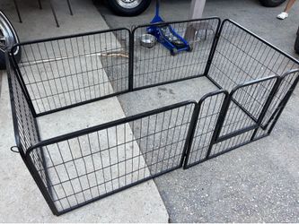 Dog play pen