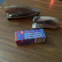 Stapler & Staples 