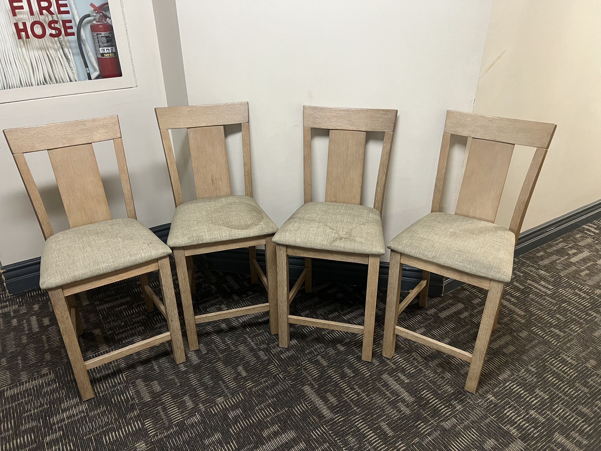 4 Bar Stools