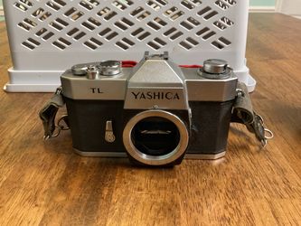 Yashica TL 35mm SLR Film Camera Body