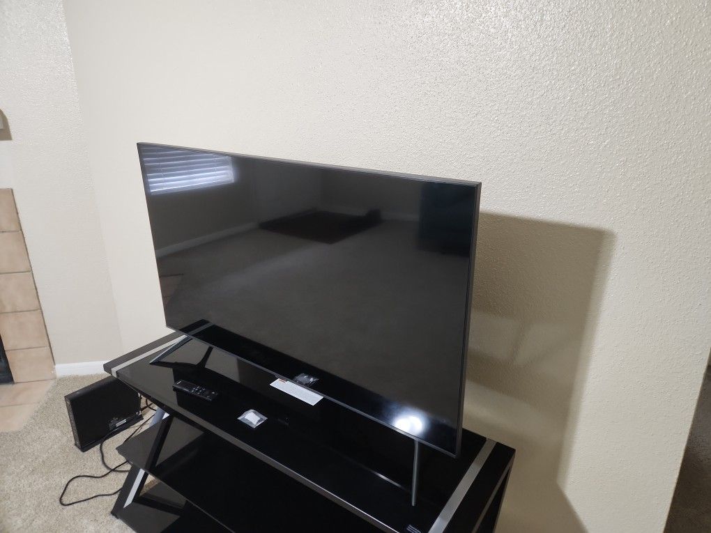 50" Class CU7000B Crystal UHD 4K Smart TV (2023)