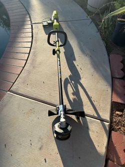 Ryobi trimer straight shaft for sale 90:00 dollars firm price , charger included , new battery working excellent, hardly use like new