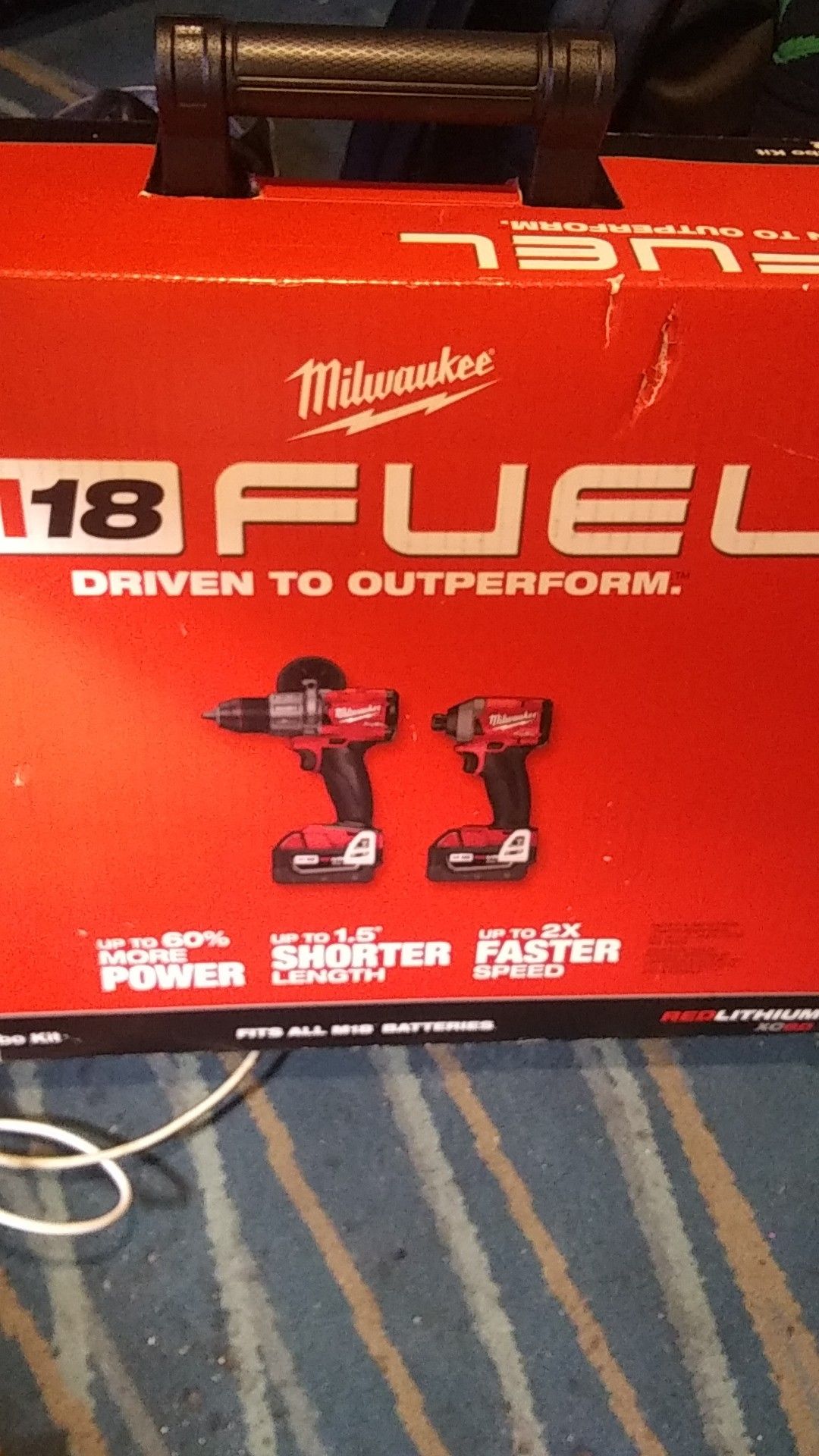 Milwaukee m18 fuel combo drill set