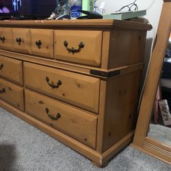 Dresser, Mirror & Nightstand Set