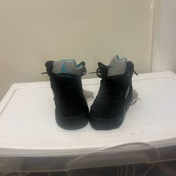 Kids Size 2 Jordans